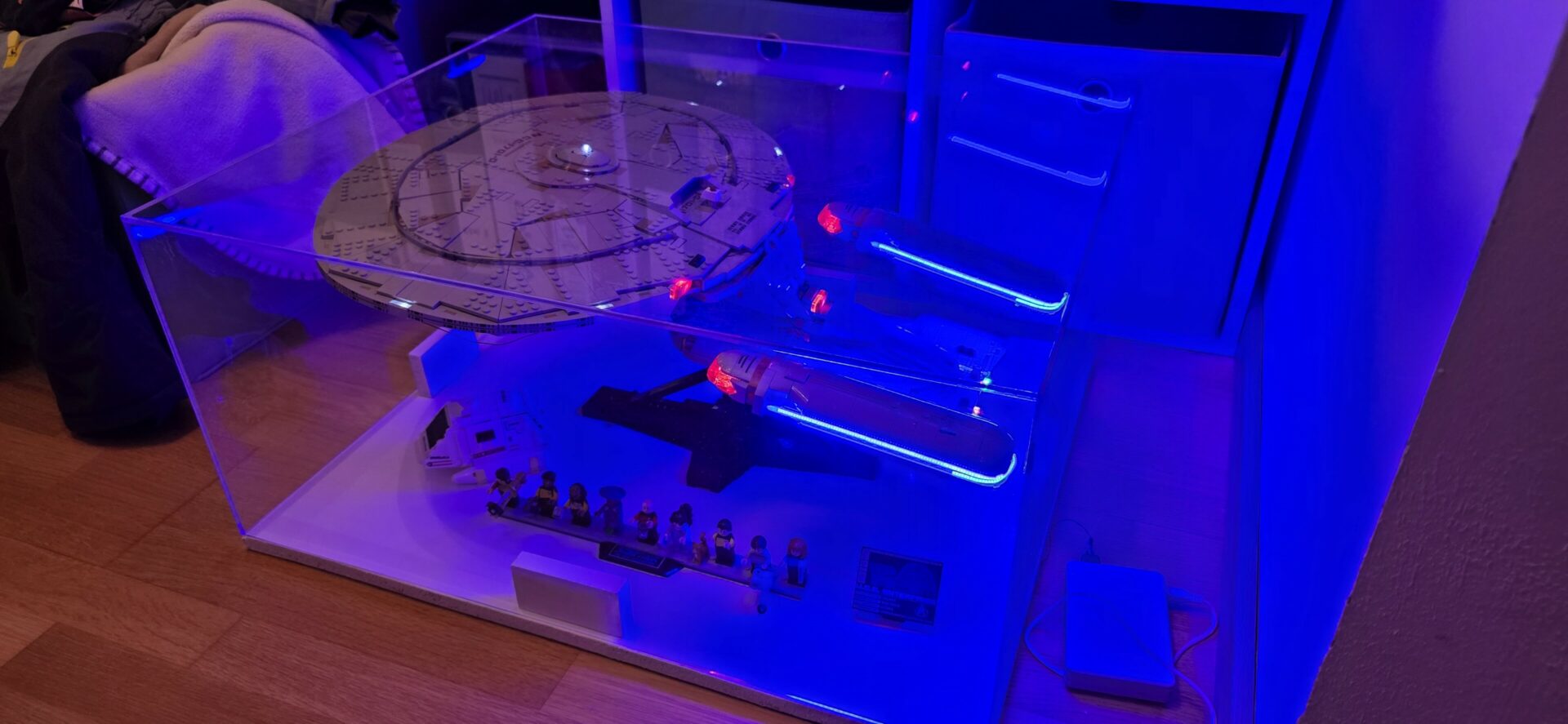 Star Trek Enterprise+Shut
